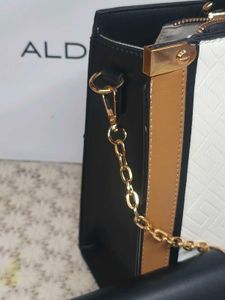 Chic Aldo Handbag with Matching Wallet