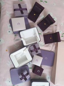 Caratlane Jewellery Set with Box