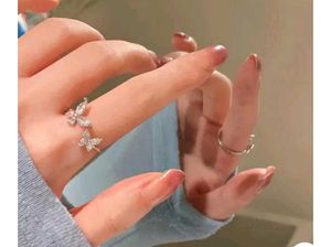 Sparkling Butterfly Ring
