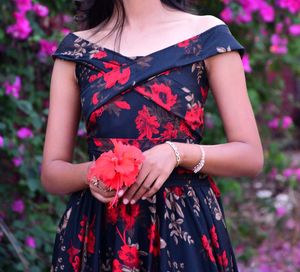 off shoulder black Red gown with pocket