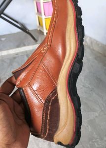 RED CHIEF Rust outdoors shoes for men