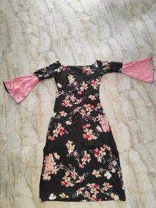Floral Print Off-Shoulder kurti