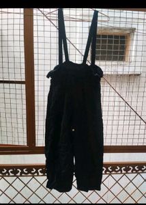 Black suspender pant