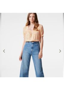 Forever New - Mon Square NeckButton Through