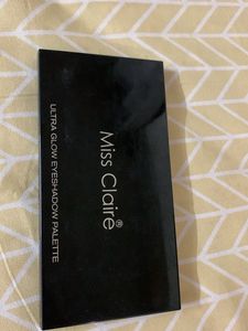 Miss Claire Ultra Glow Eyeshadow Palette