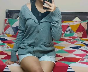 Grey Shrug 😍