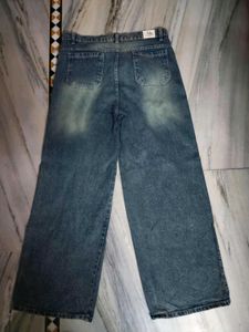 Wide Leg Baggy Jeans