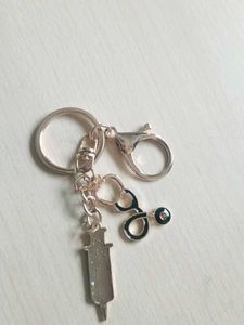 Dr Keychain with Syringe &amp; Stethoscope