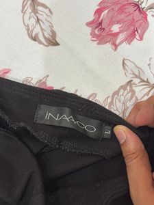 BLACK JEGGINGS IN L SIZE