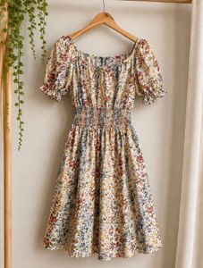 Floral Smocked Waist Puff Sleeve Dress