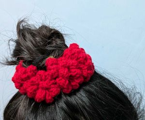 Crochet Gajra Scrunchie