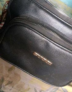 GUCCI Crossbody Bag