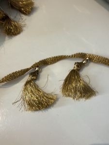 Golden Tassels Hanging  5 Meter Lace