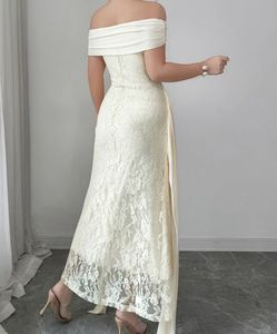 Elegant Off-Shoulder Lace Maxi Dress