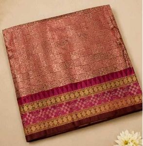 Maroon Printed Saree with Blouse Piece