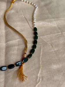 Elegant Pearl and Emerald Necklace