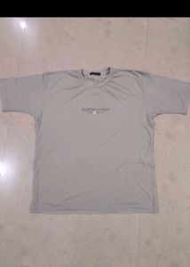 Grey t-shirt