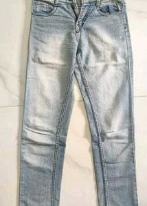 Stylish Light Wash Denim Jeans