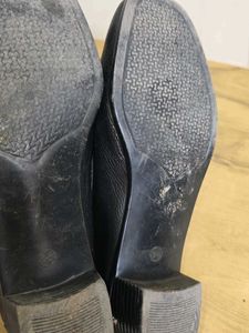 Classic Black leather Loafers