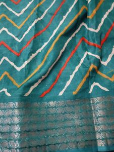 used Teal Saree with Zigzag Print daree