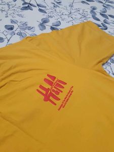 Men's Yellow Graphic T-Shirt