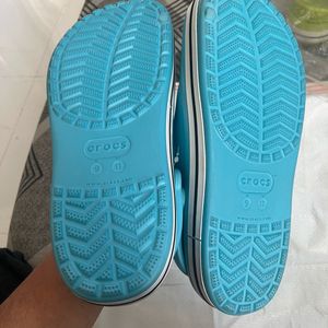 Crocs Clogs - Cream