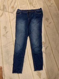 Stylish Top &amp; Jeans Combo