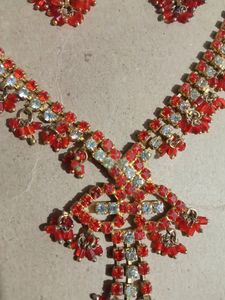 Red Necklace Set