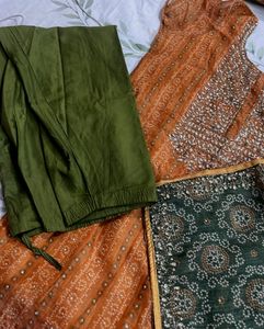 Ethnic Kurta with Embellishments