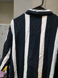 Men's Striped Casual Shirt