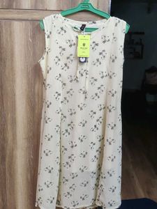 Girl's frock