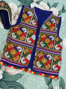 Embroidered Blue Ethnic Vest with Matching Juttis