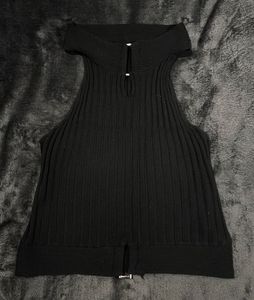 Sleeveless Ribbed Knit Top