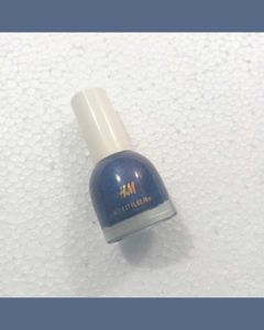 H&amp;M Nail Polishes - Red Vine and Navy(Metallic)