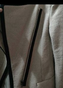 Chic Beige Blazer with Black Trim