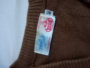 Brown V-Neck Pullover Sweater