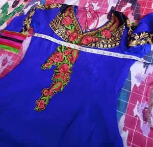 Vibrant Blue Embroidered Kurta bust 36, west 34,le