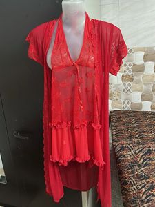 2 pies Sheer Red Lace Robe &amp; Lingerie Set