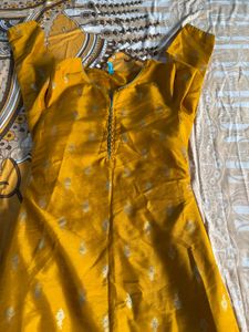 Elegant Yellow Kurta with Teal Skirt Set