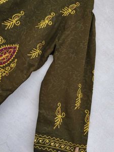 Bridal Lahenga in 90's design