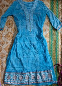 last price/Blue Embroidered Kurta