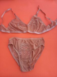 Lace Bra & Panty Set
