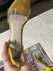 Chic Yellow Suede Heels