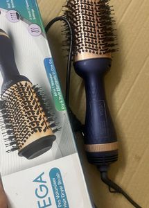 VEGA Pro Volumizer Hair Dryer Brush