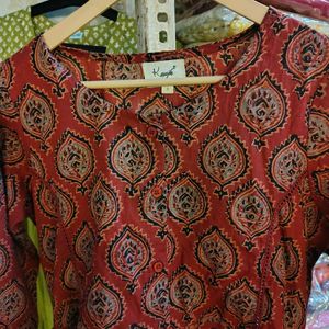 Maroon Printed Kurta