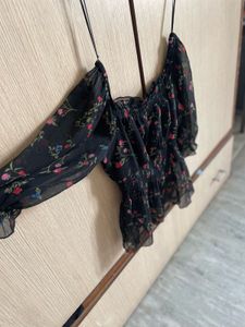 Kassually Black Floral Off-Shoulder Top