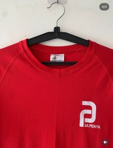 red short-sleeve performance t-shirt