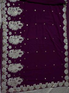 Elegant Embellished Y2K Purple Saree