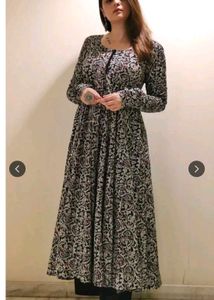 Women Ethnic MotifsKurta with Trouser and dupatta