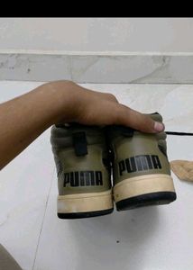 Puma High-Top Sneaker